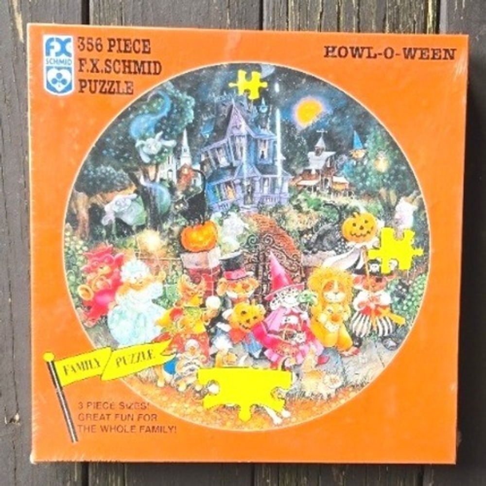 Vintage 1996 F.X. Schmid Howl-O-Ween 356 Piece Round Family Jigsaw Puzzle Sealed